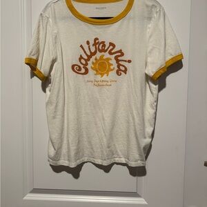 Old Navy Women’s California Graphic Tee - White and Yellow